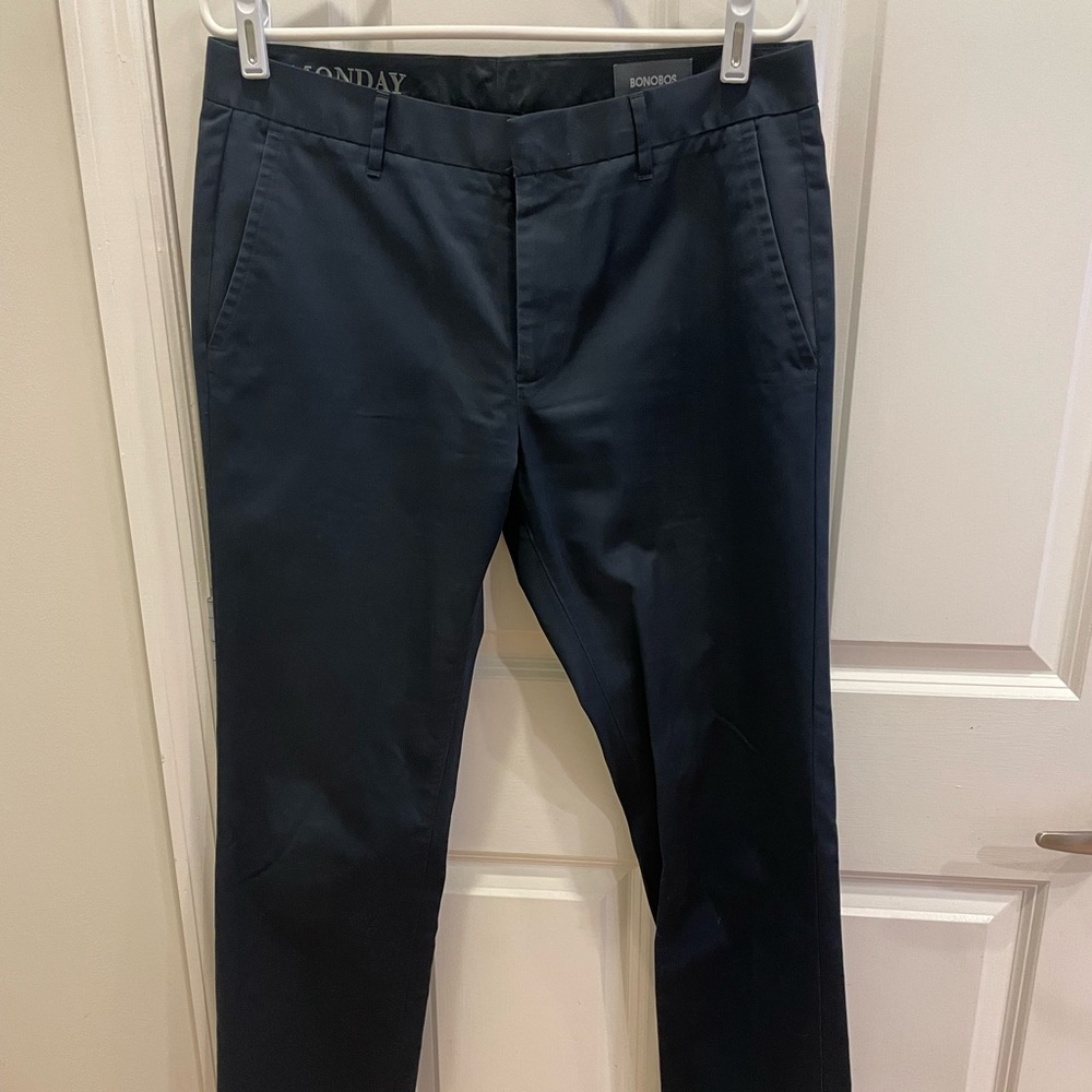 Navy Bonobos stretch weekday warrior dress pant, size 33/32 “Monday” slimfit